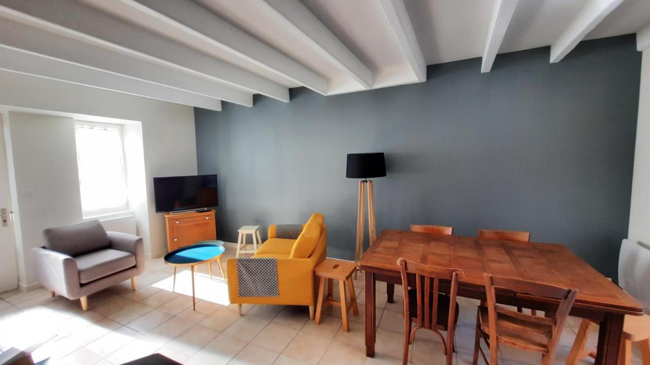 Maison De Pecheur Renovee Avec Cour Proche Du Port Les Sables-dʼOlonne Exteriör bild